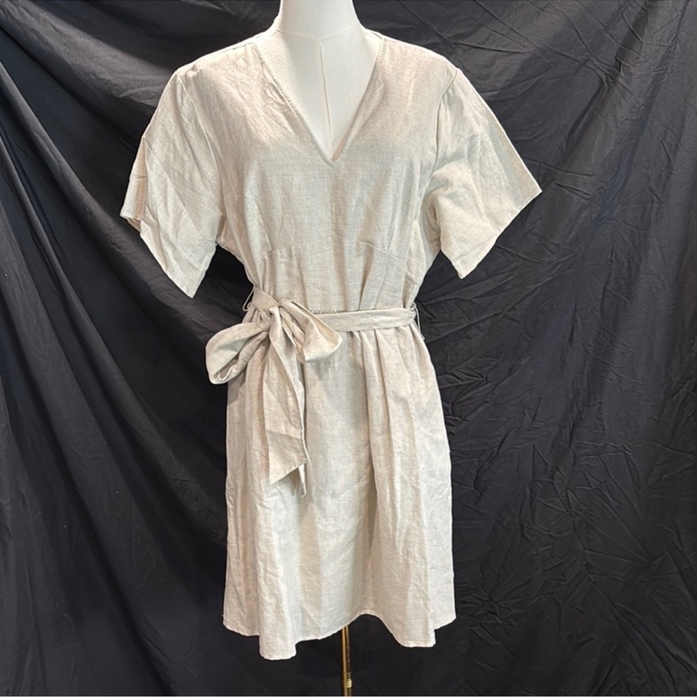 GAP Cream Sheath Midi Dress with V-Neck and Dolman Sleeves